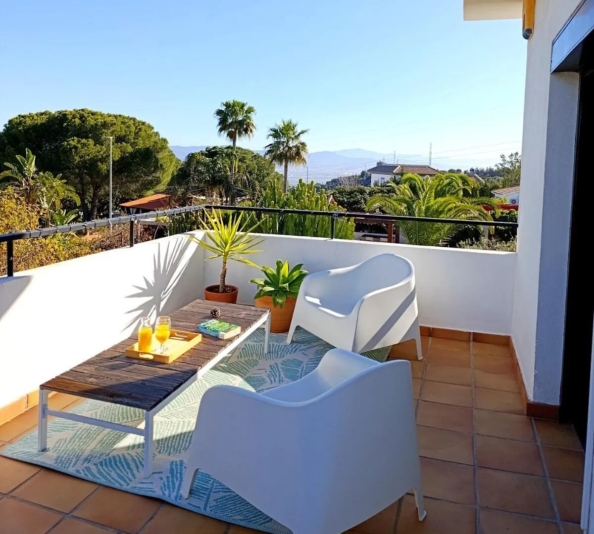 Villa Pinos Malaga With Private Pool, Garden, Bbq Alhaurín de la Torre